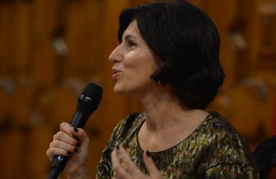 2013-11/Anne Prouteau2.JPG