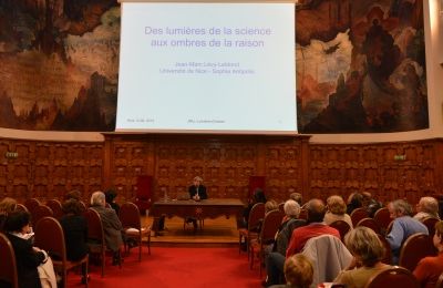 2013-12/Levy-leblond2400 .jpg