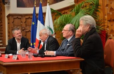 2013-12/Table ronde Nauleau 2A9400.jpg