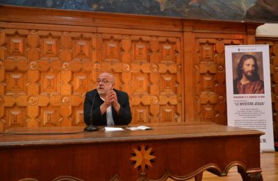 2014-05/theo 8700.jpg