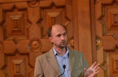 2014-07/med Mystique7700.jpg